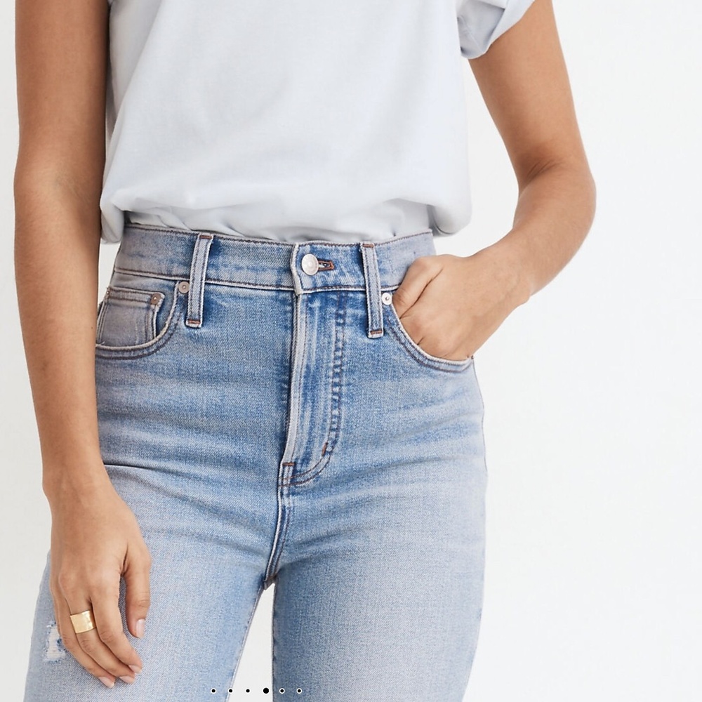 Petite Perfect Vintage Jean in Coffey Wash: Worn-In Edition